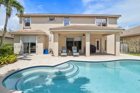 3904 W Gardenia Avenue Weston FL 33332