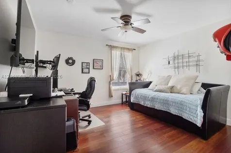 3904 W Gardenia Avenue Weston FL 33332