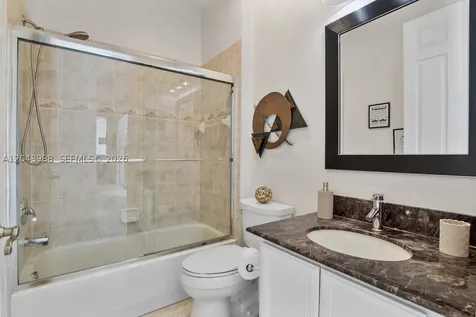 3904 W Gardenia Avenue Weston FL 33332
