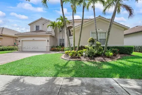 3904 W Gardenia Avenue Weston FL 33332