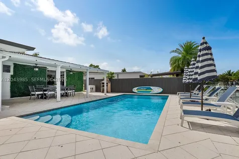 13200 Ortega Lane North Miami FL 33181