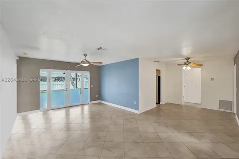 11700 NW 33rd Street Sunrise FL 33323