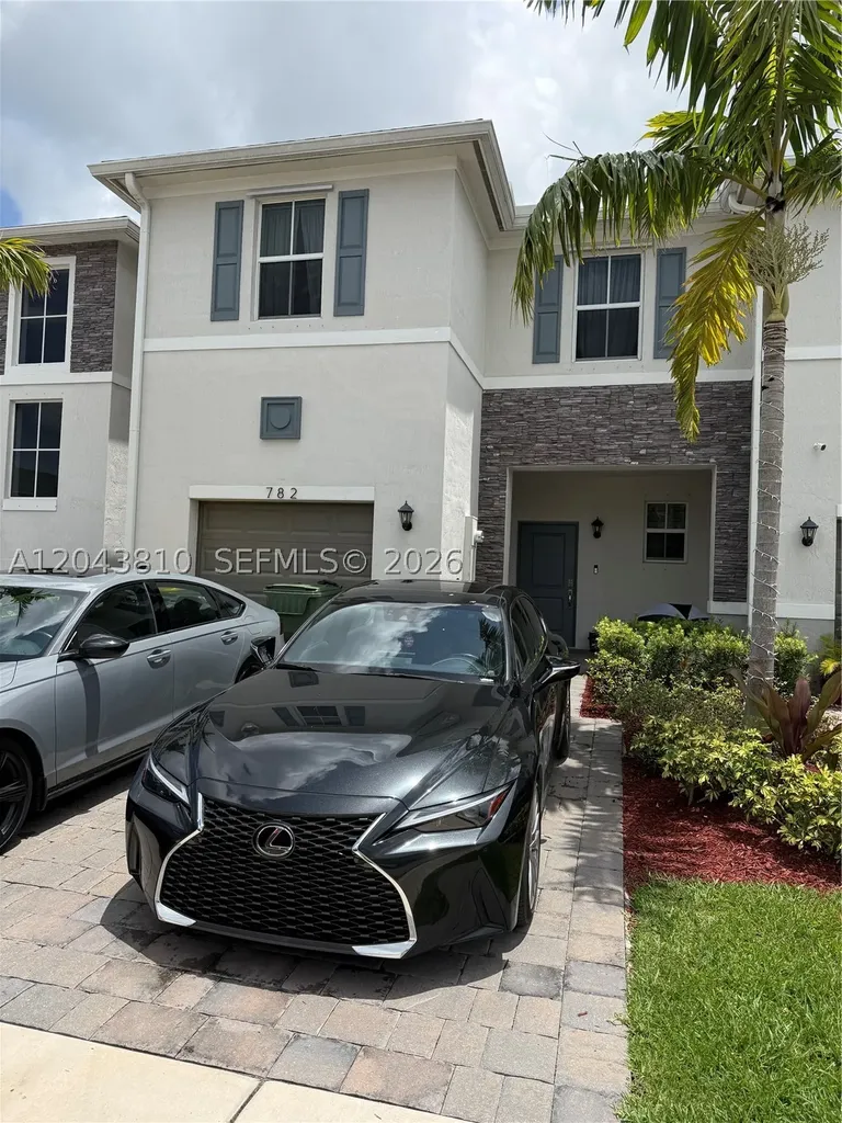 782 SE 18th Street Homestead FL 33034