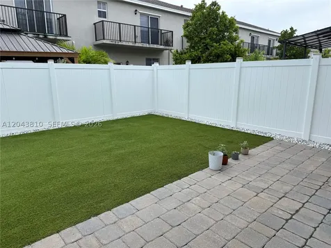 782 SE 18th Street Homestead FL 33034