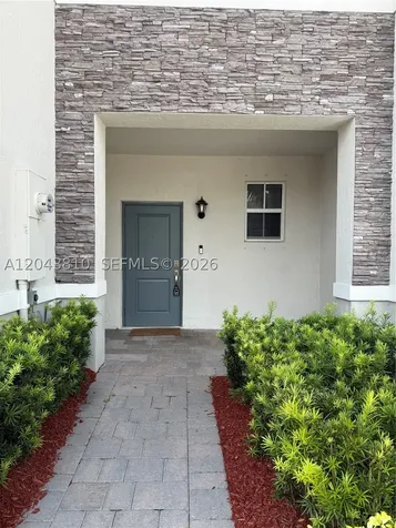 782 SE 18th Street Homestead FL 33034