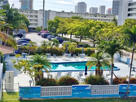 400 NE 12th Avenue Hallandale Beach FL 33009