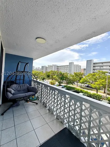 400 NE 12th Avenue Hallandale Beach FL 33009