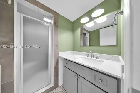 19408 W Lake Drive Hialeah FL 33015