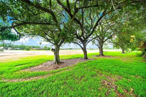 19408 W Lake Drive Hialeah FL 33015