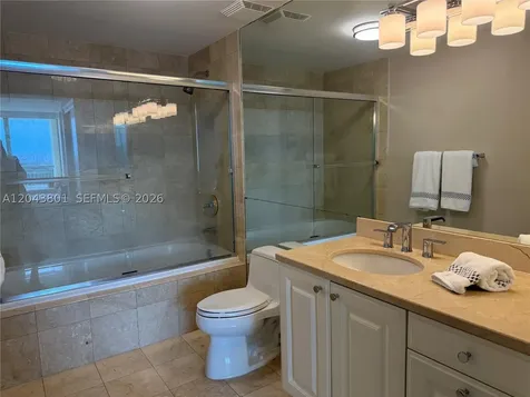 3400 SW 27th Avenue Miami FL 33133