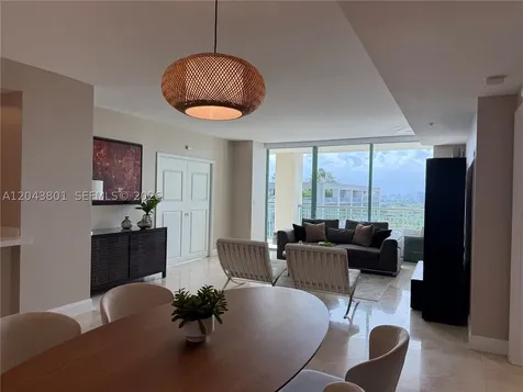 3400 SW 27th Avenue Miami FL 33133