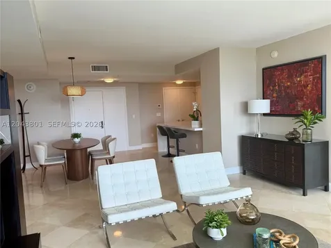 3400 SW 27th Avenue Miami FL 33133