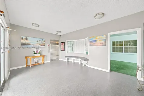 4141 NW 44th Avenue Lauderdale Lakes FL 33319