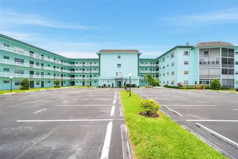 4141 NW 44th Avenue Lauderdale Lakes FL 33319