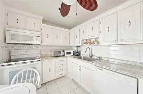 4141 NW 44th Avenue Lauderdale Lakes FL 33319