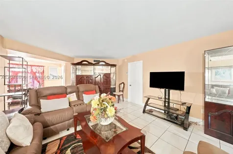4141 NW 44th Avenue Lauderdale Lakes FL 33319