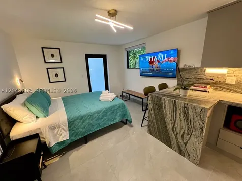 2134 SW 11th Street Miami FL 33135