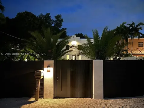 2134 SW 11th Street Miami FL 33135