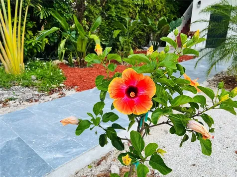 2134 SW 11th Street Miami FL 33135