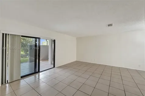 9220 NW 14th Street Pembroke Pines FL 33024