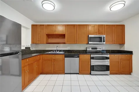 9220 NW 14th Street Pembroke Pines FL 33024