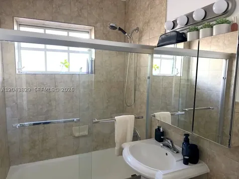 836 10th Street Miami Beach FL 33139