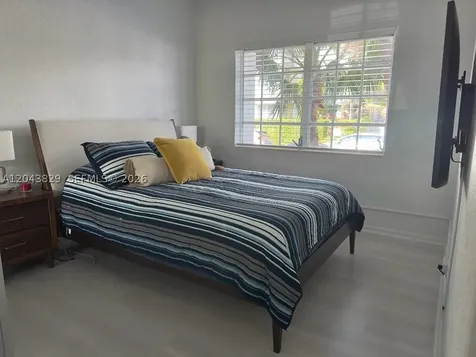 836 10th Street Miami Beach FL 33139