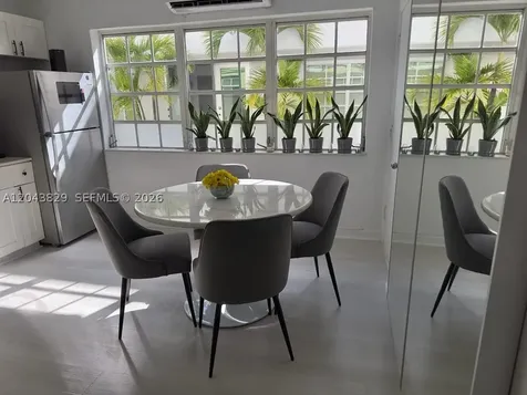 836 10th Street Miami Beach FL 33139