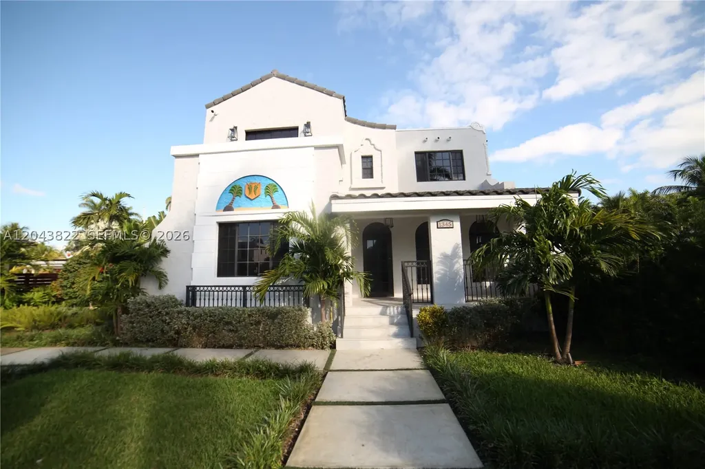 1345 Hollywood Boulevard Hollywood FL 33019