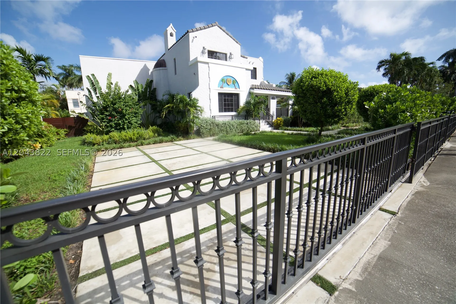 1345 Hollywood Boulevard Hollywood FL 33019