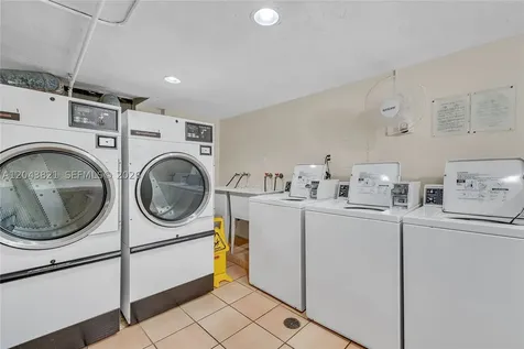 1205 Mariposa Avenue Coral Gables FL 33146