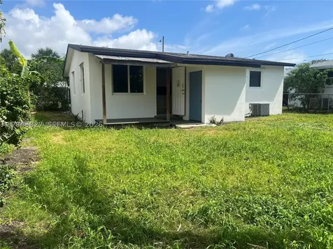 753 SW 3rd Street Dania Beach FL 33004