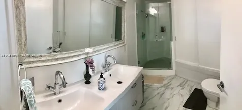 1111 SW 1st Avenue Miami FL 33130