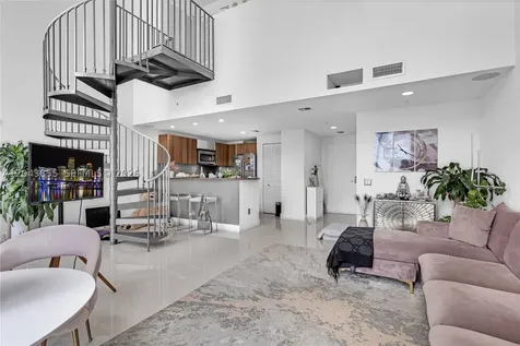 300 S Biscayne Boulevard Miami FL 33131
