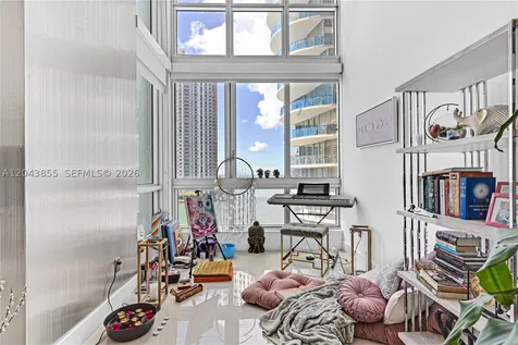 300 S Biscayne Boulevard Miami FL 33131