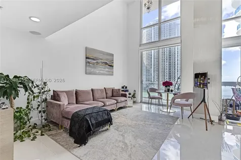 300 S Biscayne Boulevard Miami FL 33131