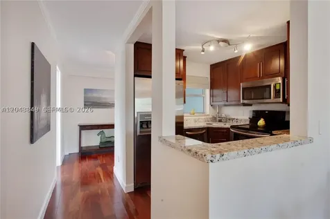 1610 Lenox Avenue Miami Beach FL 33139