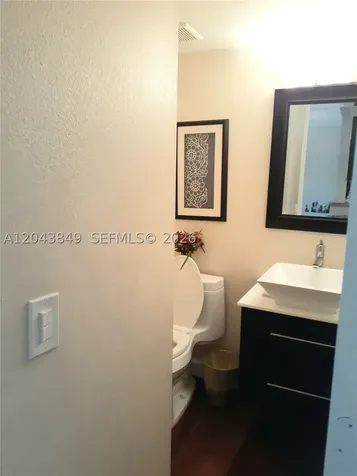 1610 Lenox Avenue Miami Beach FL 33139