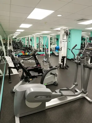 5255 Collins Avenue Miami Beach FL 33140