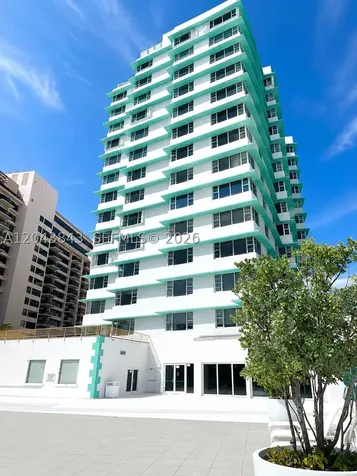 5255 Collins Avenue Miami Beach FL 33140