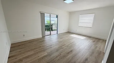 411 SE 10th Street Hallandale Beach FL 33009