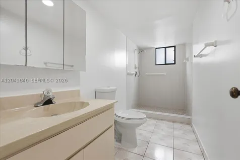 10528 SW 69th Terrace Miami FL 33173