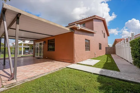 10528 SW 69th Terrace Miami FL 33173