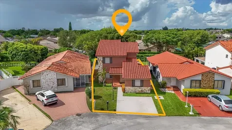 10528 SW 69th Terrace Miami FL 33173