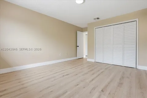 10528 SW 69th Terrace Miami FL 33173