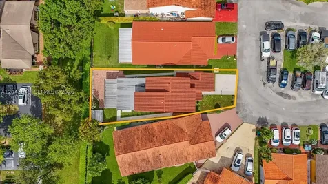 10528 SW 69th Terrace Miami FL 33173