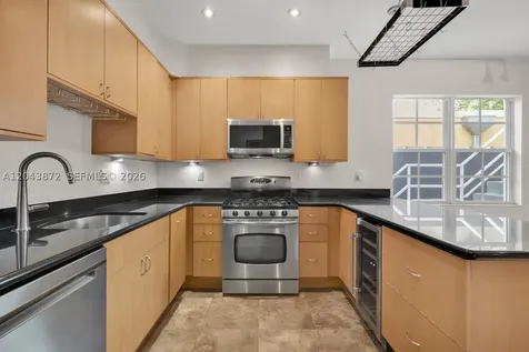 305 Jefferson Avenue Miami Beach FL 33139