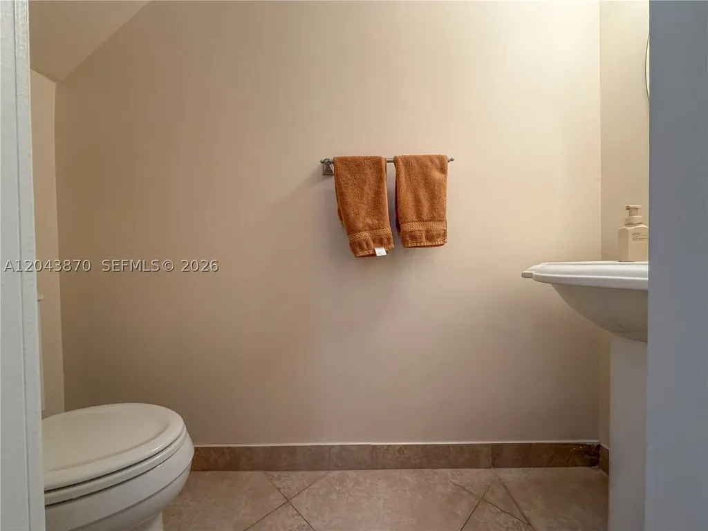 11415 Lakeview Drive Coral Springs FL 33071
