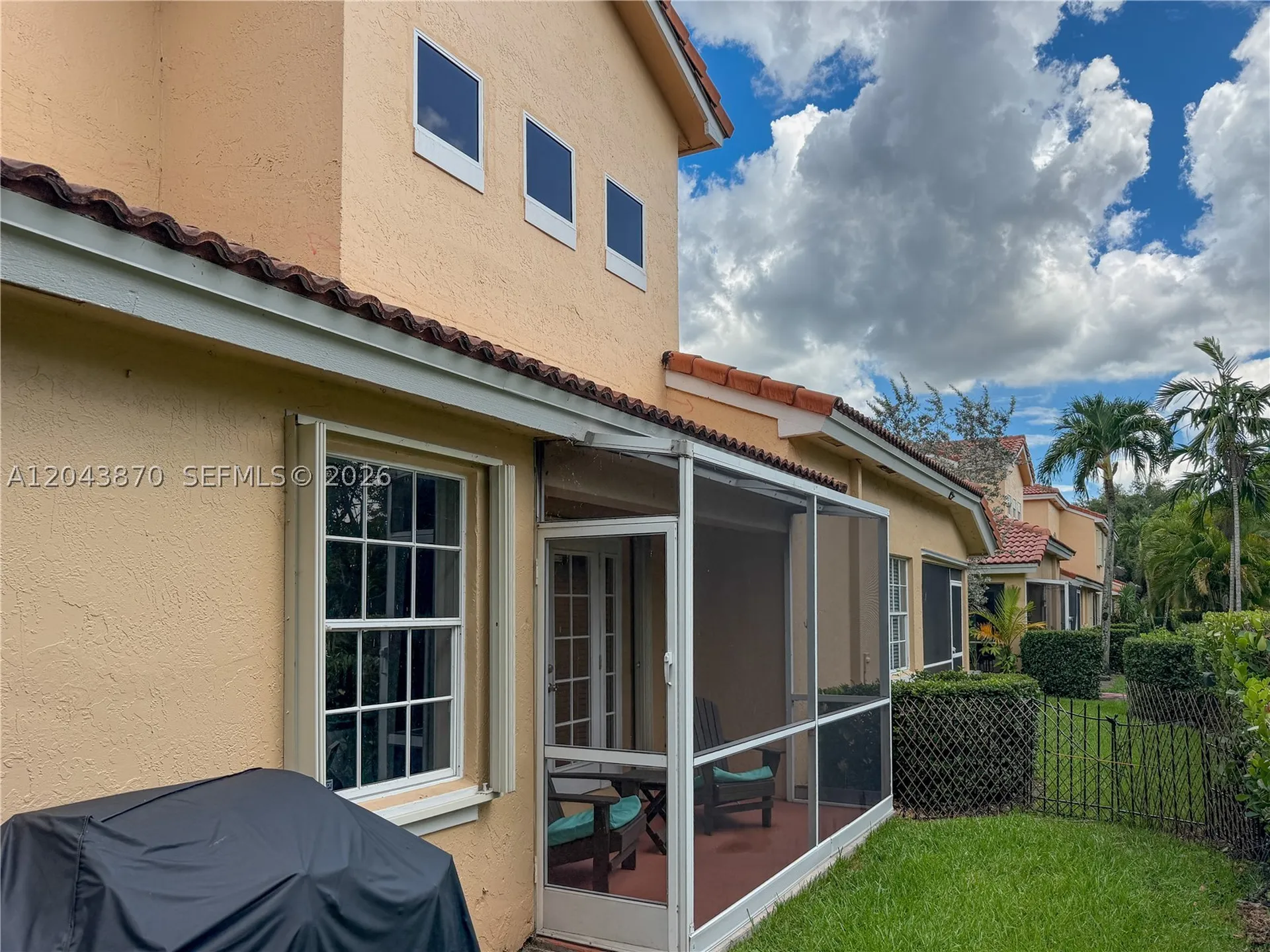 11415 Lakeview Drive Coral Springs FL 33071