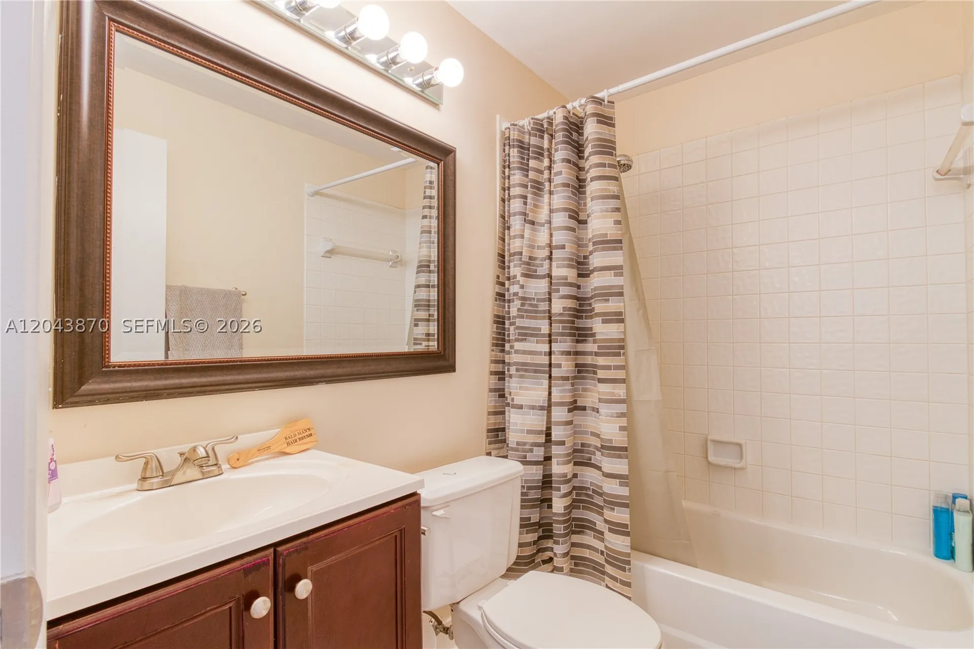 11415 Lakeview Drive Coral Springs FL 33071
